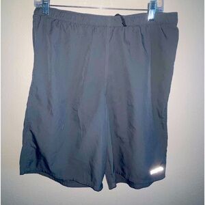 Patagonia Men’s Elastic Waist‎ Gray Shorts size Medium